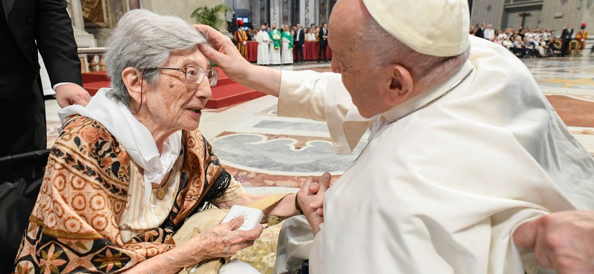 POPE FRANCIS ELDERLY MASS