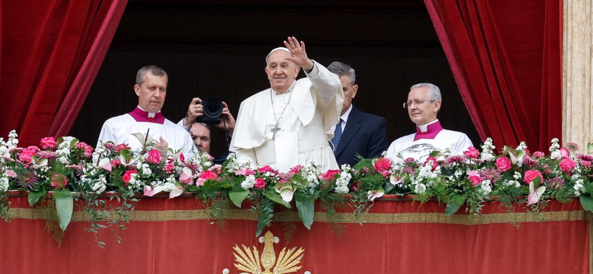 POPE FRANCIS EASTER SUNDAY URBI ET ORBI BLESSING