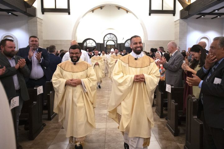 Father Samuel Rendon ‘I see what the Lord has done for me’ – Texas Catholic