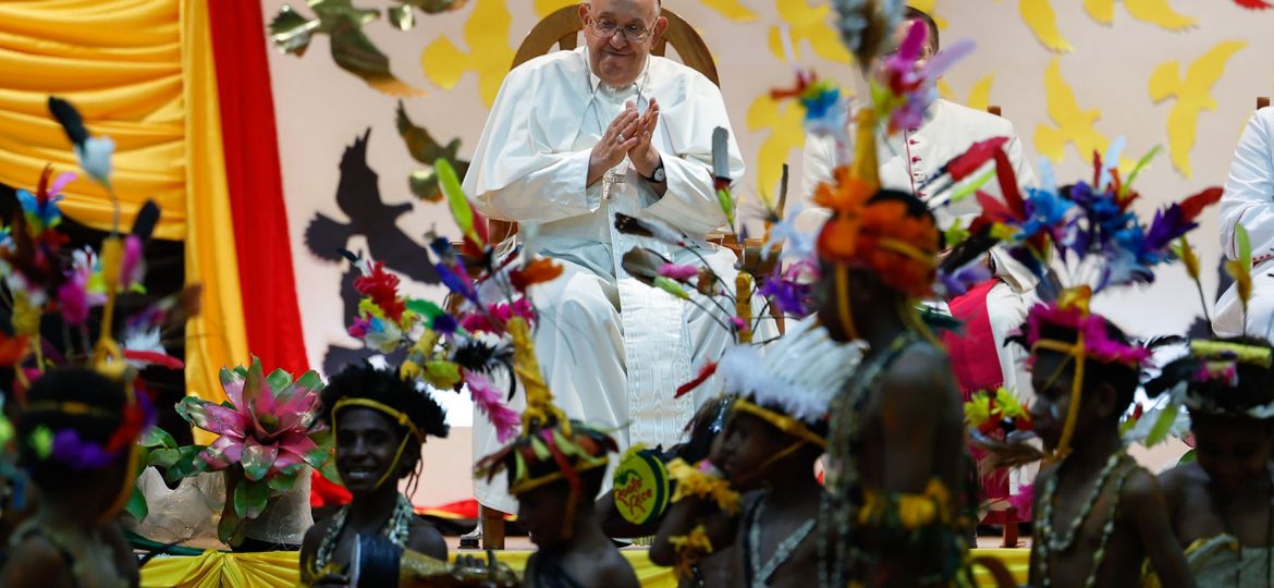 POPE FRANCIS PAPUA NEW GUINEA CARITAS SCHOOL