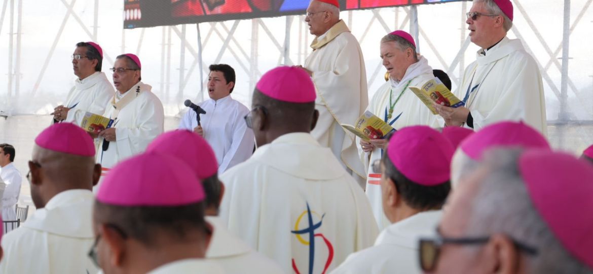 ECUADOR CLOSING MASS EUCHARISTIC CONGRESS