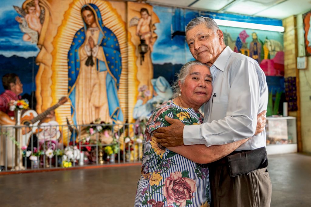 Tereso y Ramona Ortiz celebran 54 años de casados afincados a su fe.