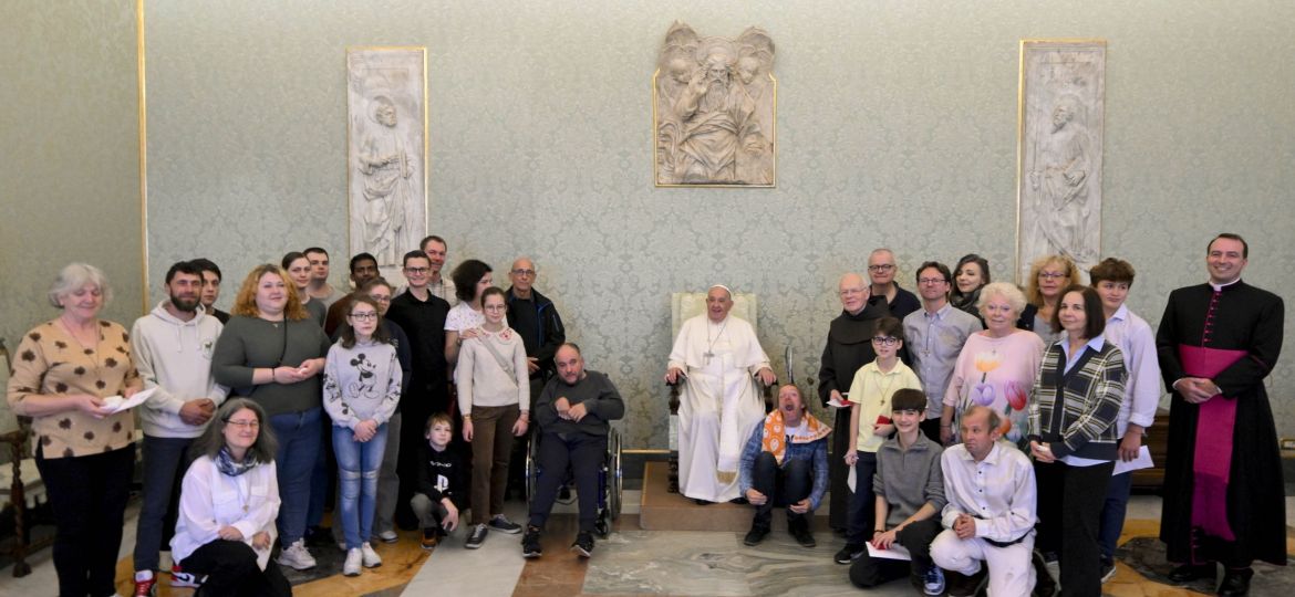 POPE FRANCIS HOMELESSNESS