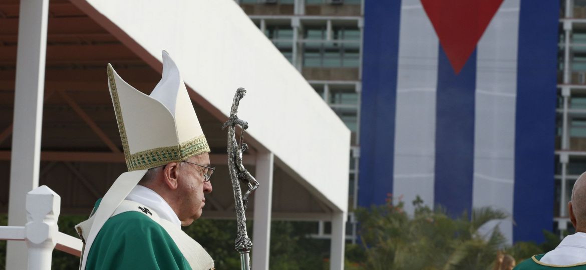 FILE POPE CUBA MASS