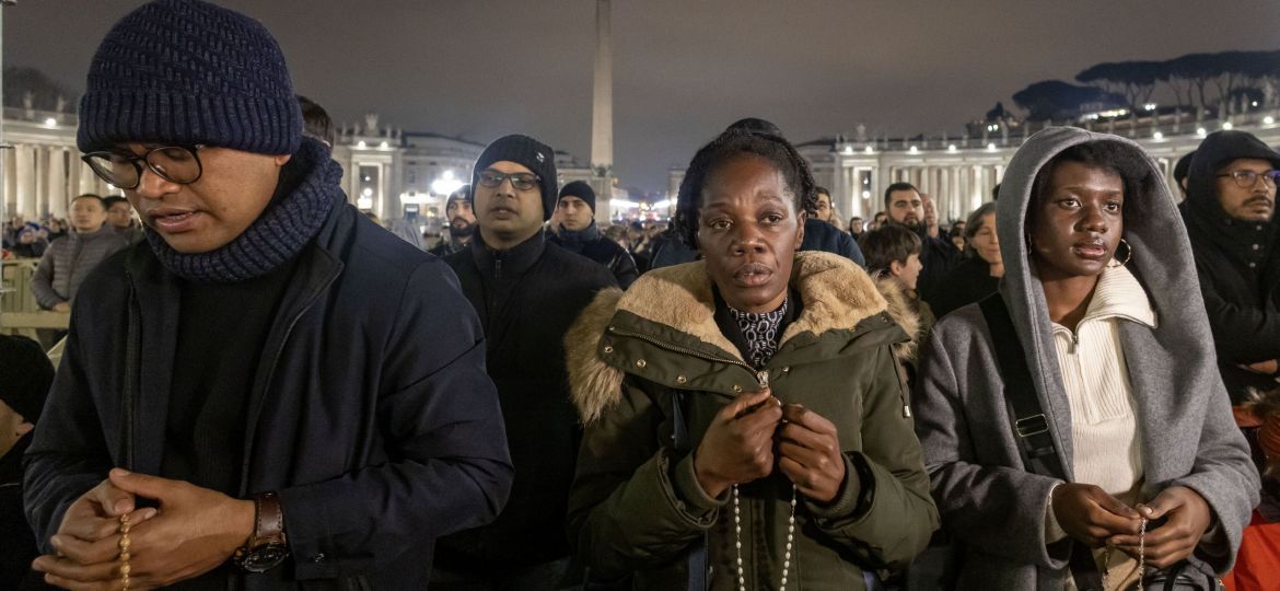 ROSARY AT VATICAN FOR POPE FRANCIS