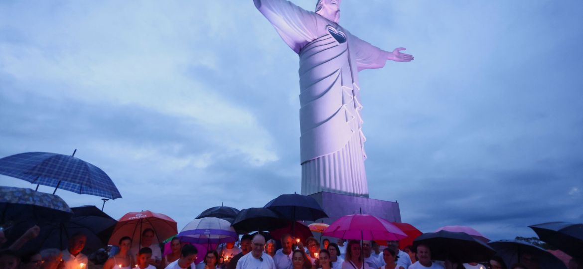 CHRIST THE PROTECTOR STATUE PRAYER SERVICE BRAZIL POPE FRANCIS HEALTH