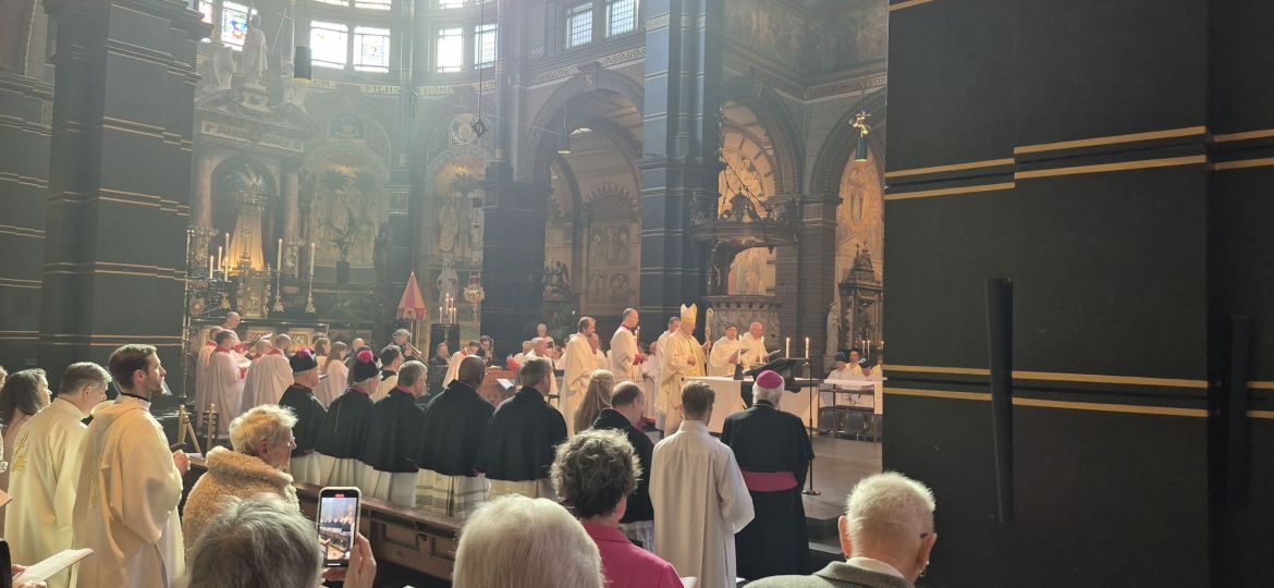 ST. NICHOLAS BASILICA AMSTERDAM NOW CO-CATHEDRAL