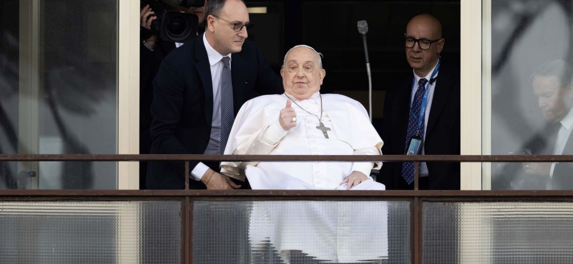 POPE FRANCIS ON BALCONY OF GEMELLI HOSPITAL