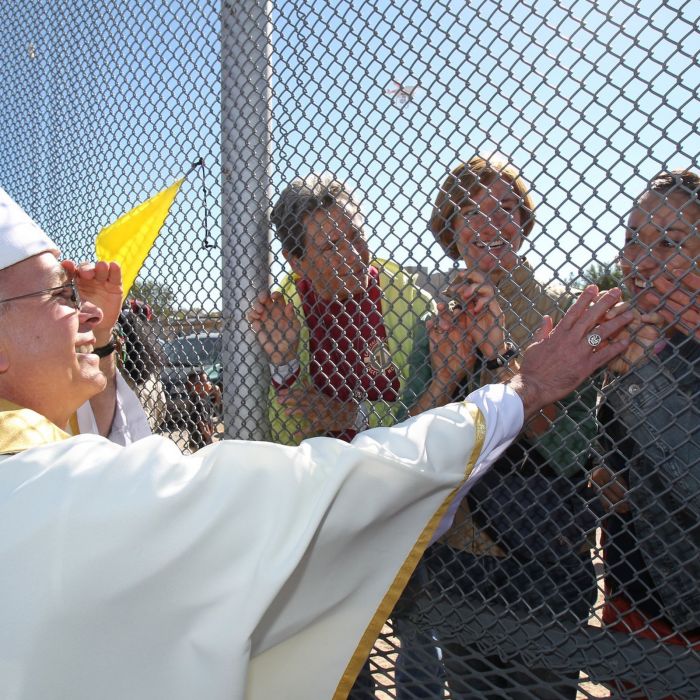 TEXAS BISHOP BORDER