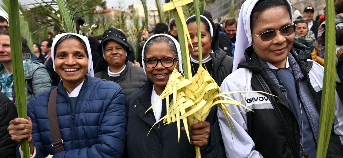 JERUSALEM PALM SUNDAY PROCESSION