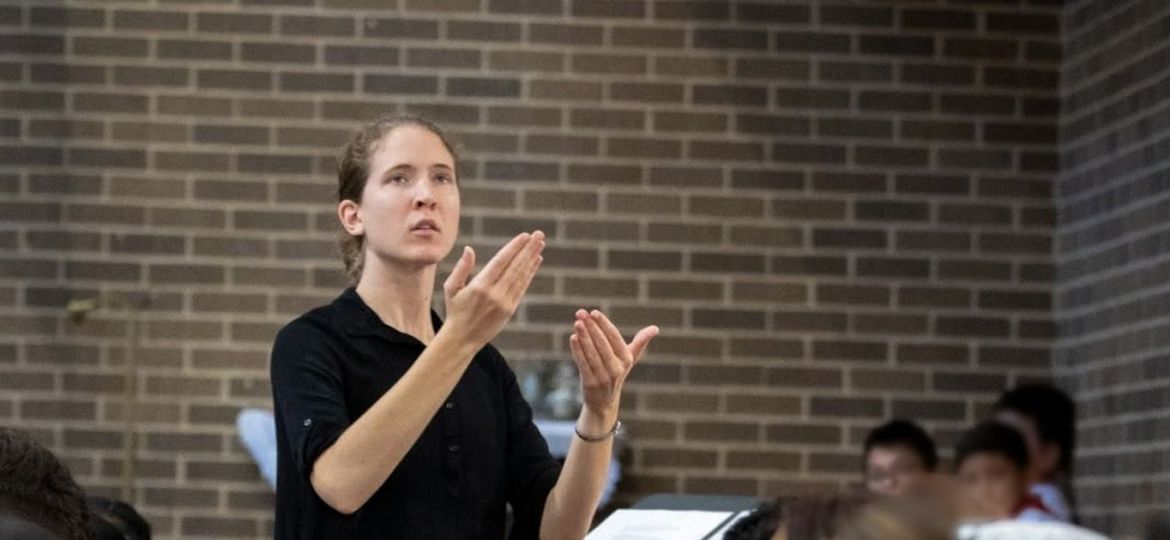 Julia Marincel - deaf ministry_edited-1