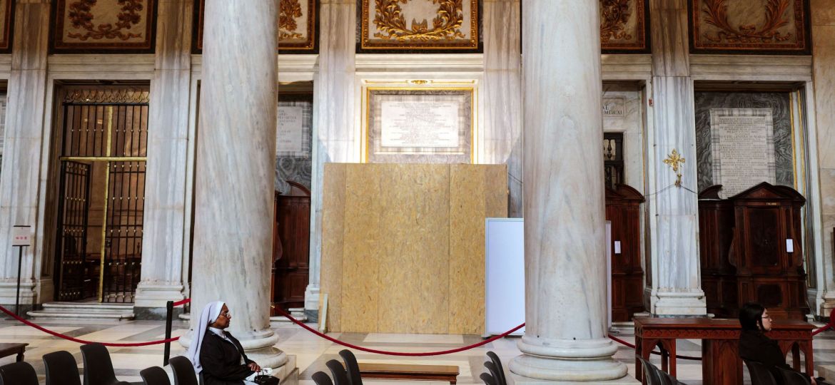 (SPANISH) POPE FRANCIS TOMB BASILICA ST. MARY MAJOR ROME