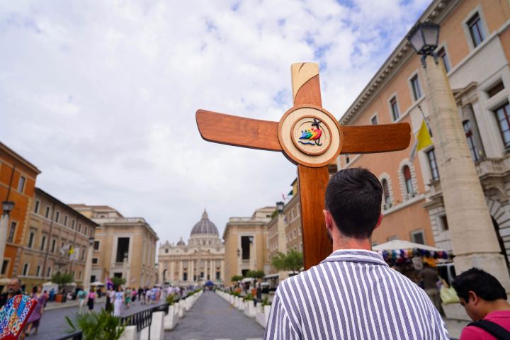 Pilgrims embrace faith, joy during Jubilee of Hope in Rome
