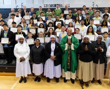 Serra Club Altar Server Mass 110825_1MG (249 of 257)