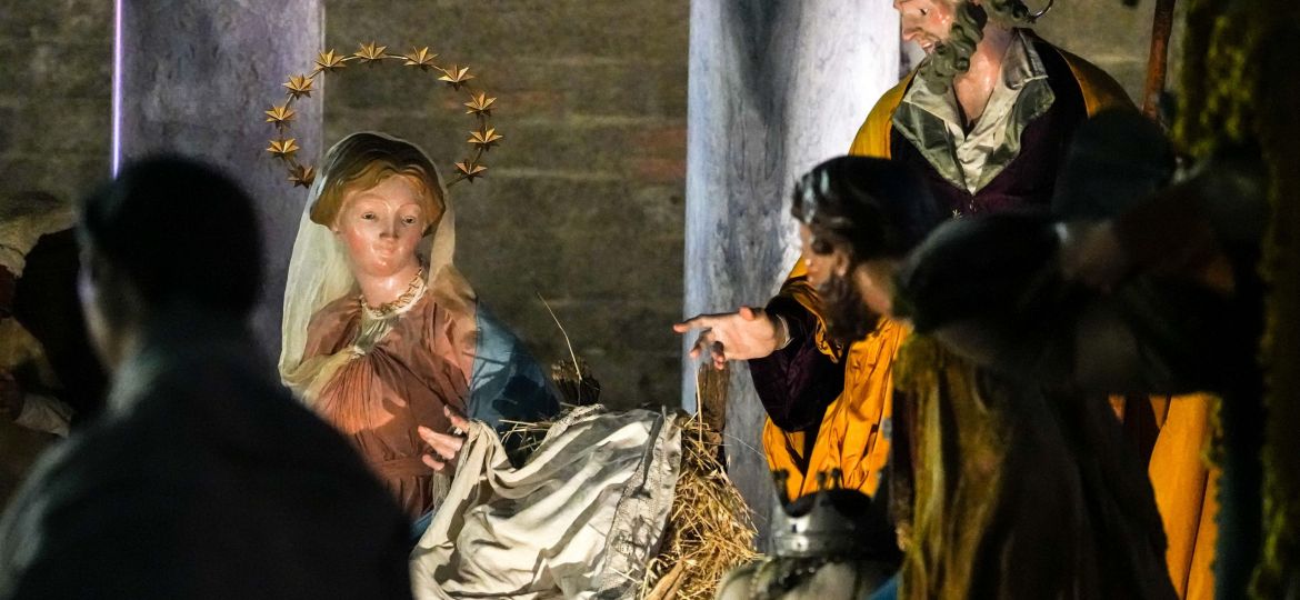 NATIVITY SCENE AND CHRISTMAS TREE ST. PETER’S SQUARE 2025