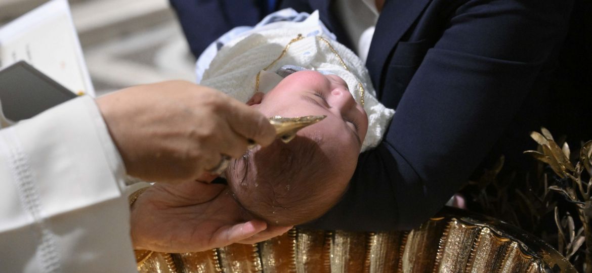 POPE LEO BAPTISM CHILDREN VATICAN SISTINE CHAPEL