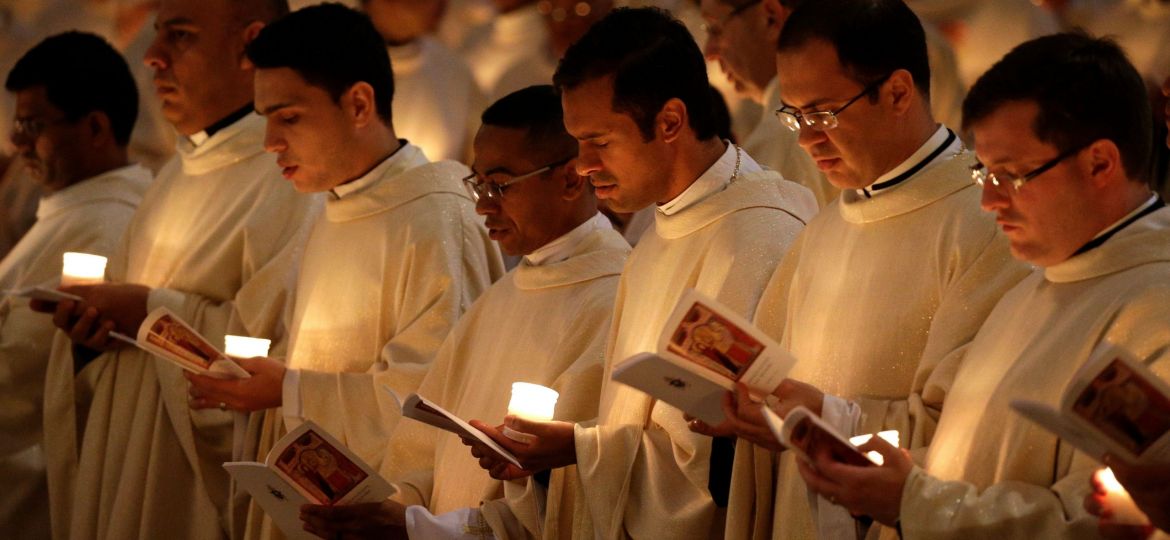 POPE CONSECRATED MASS