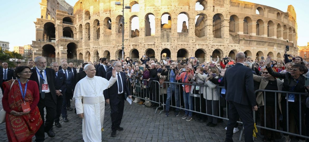 POPE LEO XIV COLOSSEUM