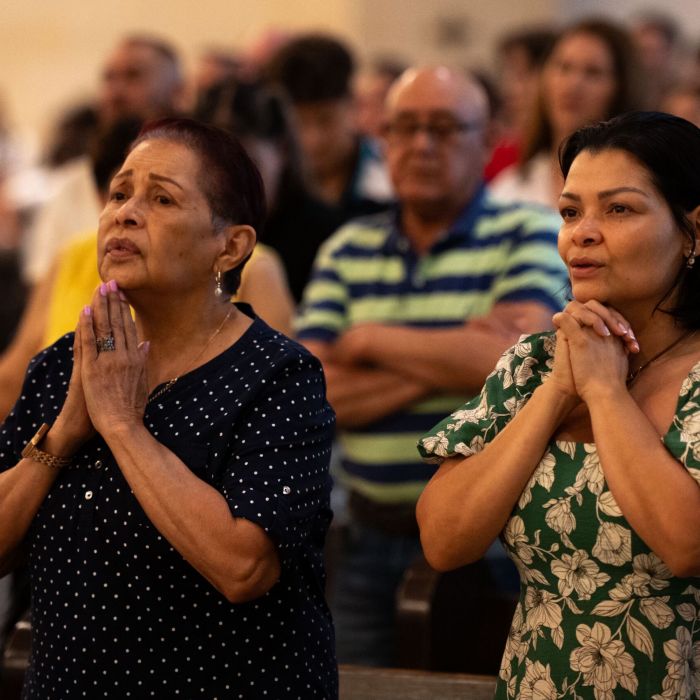 RC_Prayers4Venezuela_BT-06