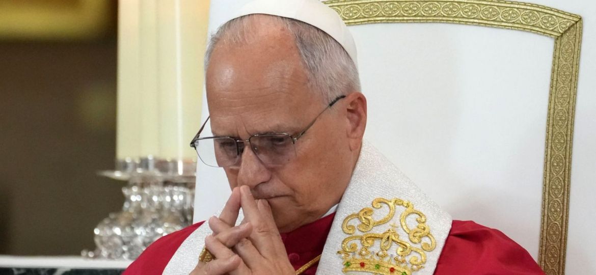 POPE LEO PRAYS SPAIN