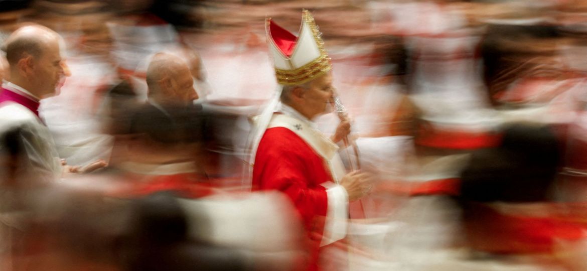 POPE LEO SURGERY REAX